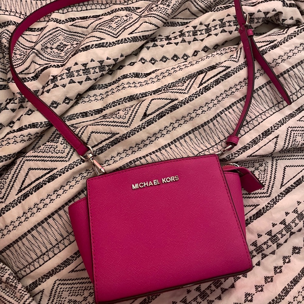 Michale Kors crossbody